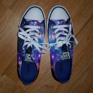 LIKE NEW galaxy converse
